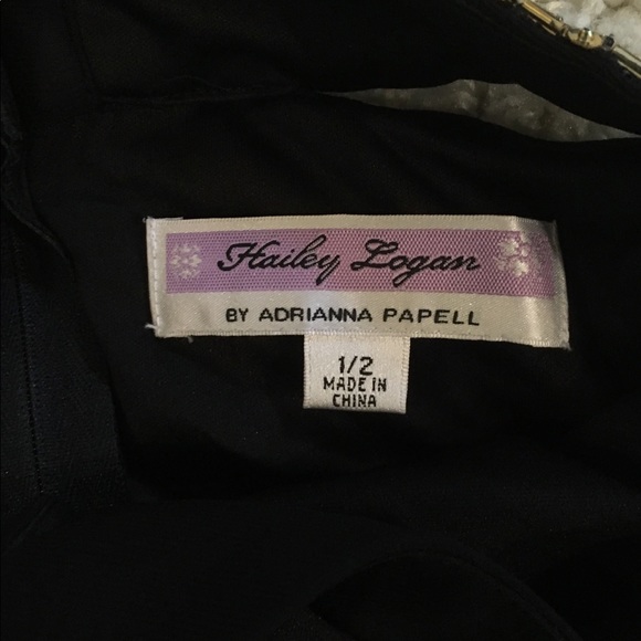 Black and Gold prom dress - Picture 8 of 8